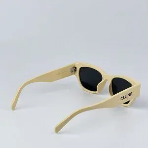 Celine CL40197U 39A MONOCHROMS BRAND NEW Sunglasses Light Brown Smoke Unisex Celine | Accessories | Celine Cl497u 39a Monochroms Brand  main image 3